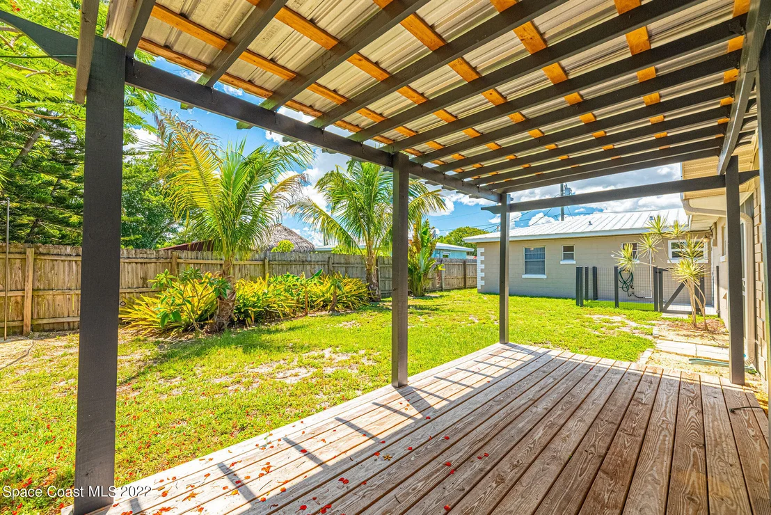 Photo of 323 Tulip Lane