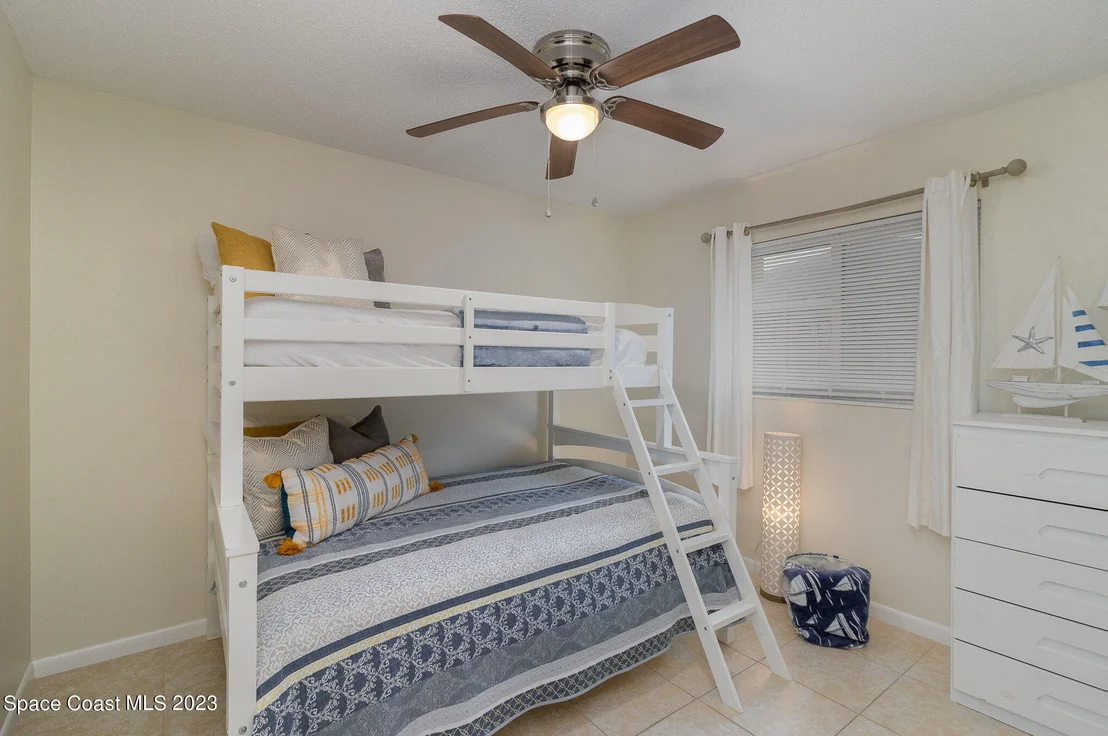 Photo of 544 Biscayne Drive