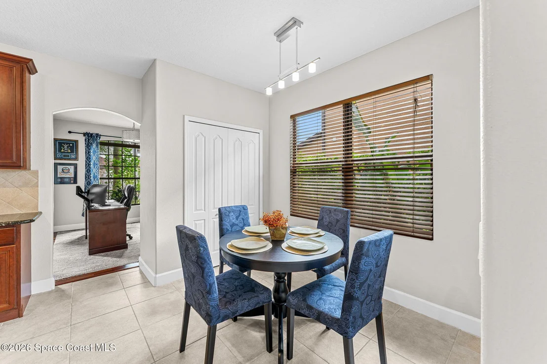 Photo of 1390 Talon Way