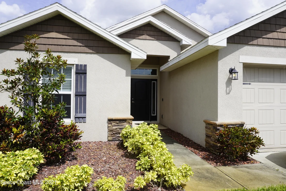 Photo of 1346 Alaqua Way