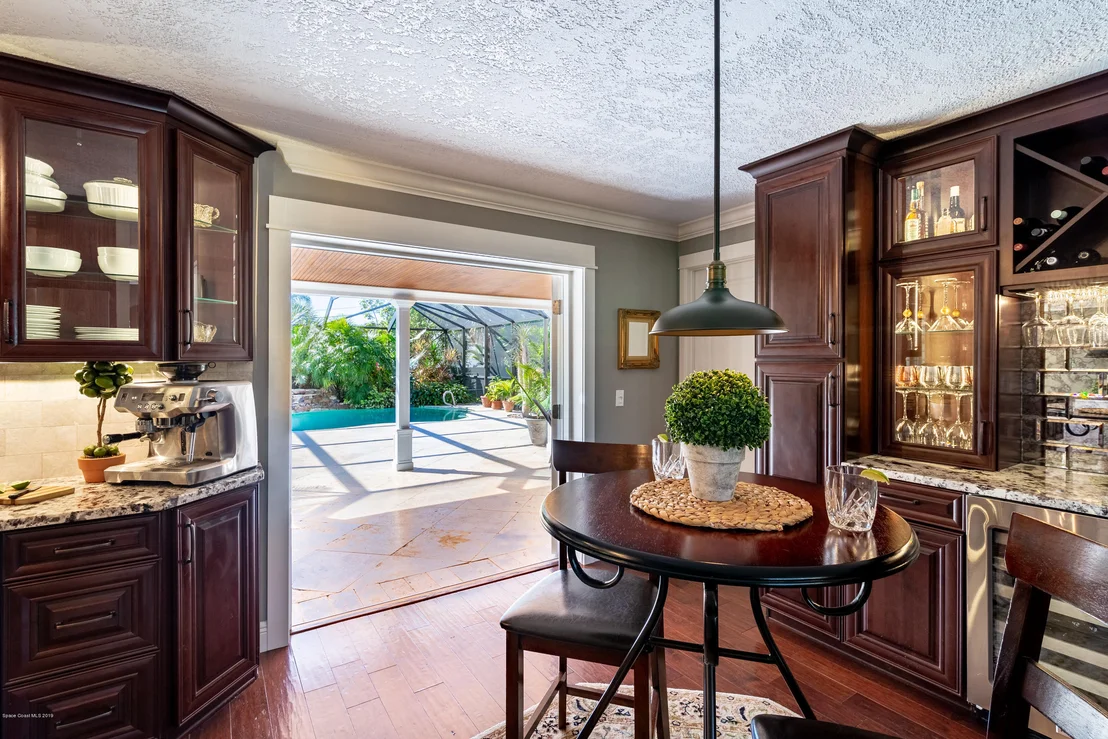 Photo of 413 Riverview Lane