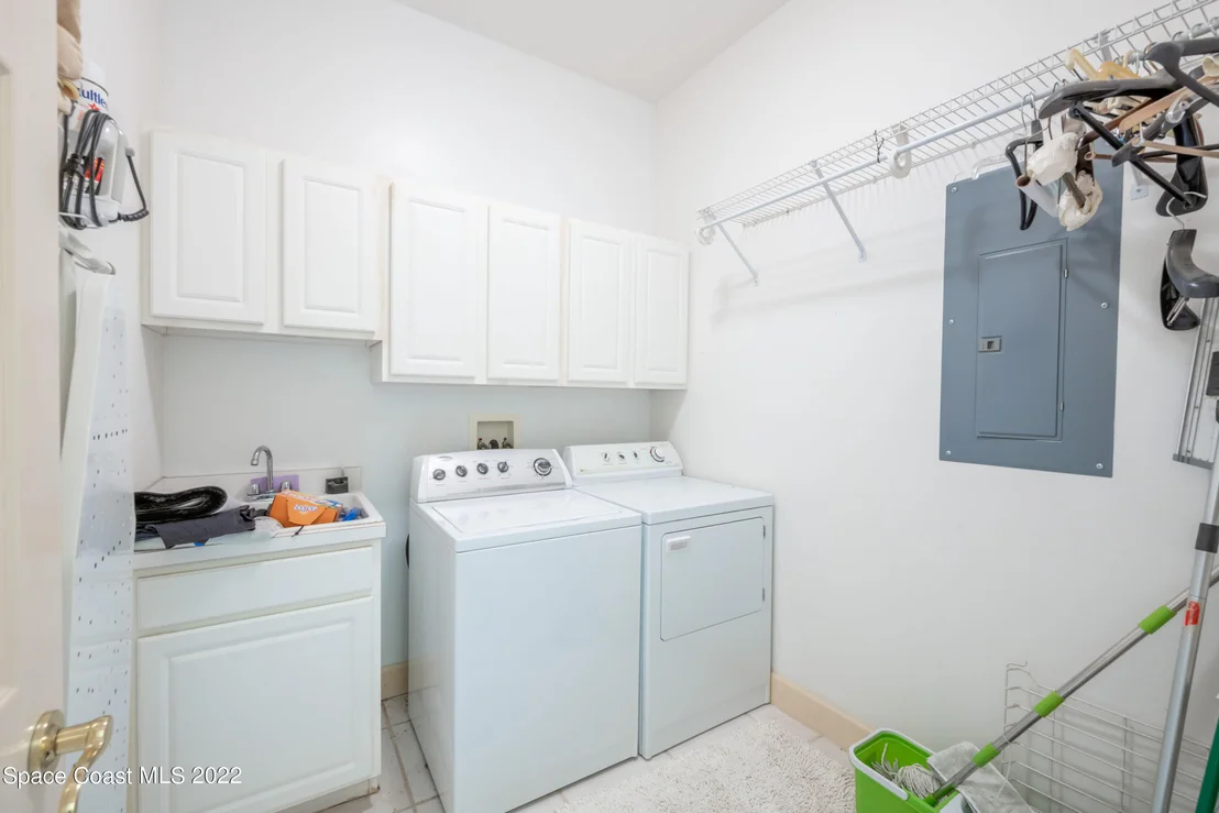 Photo of 981 Stratford Place