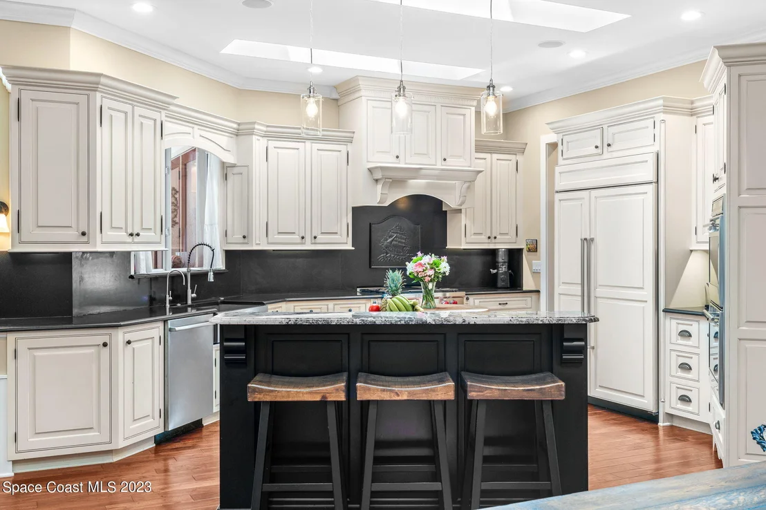 Photo of 891 Peregrine Drive