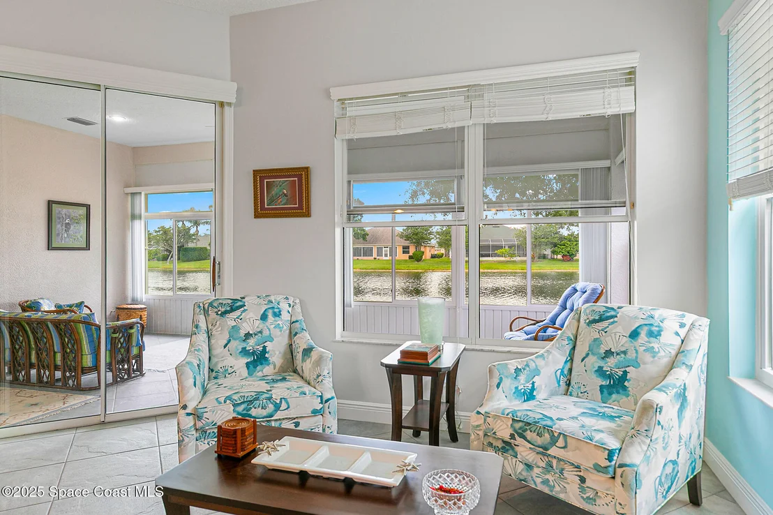 Photo of 2596 Addington Circle