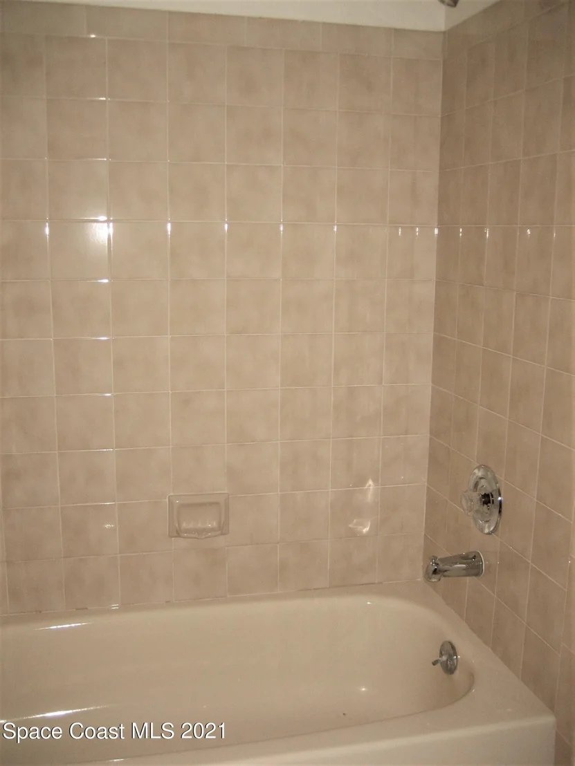 Photo of 863 Ridge Lake Drive