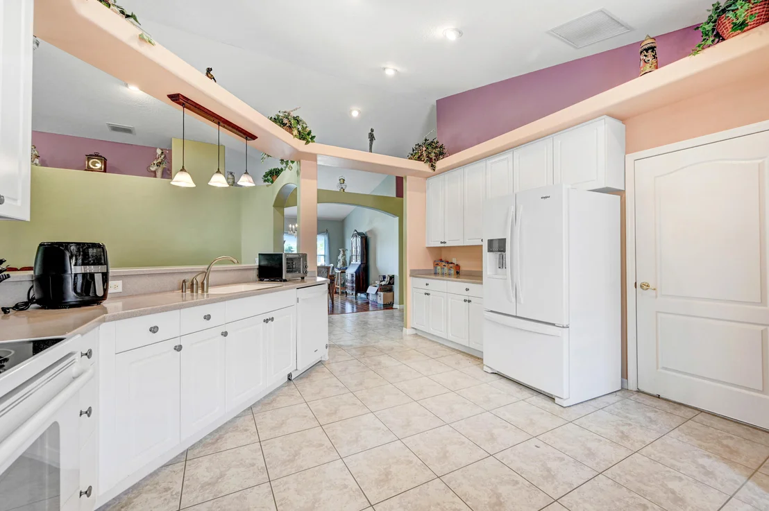 Photo of 6965 Renshaw Drive