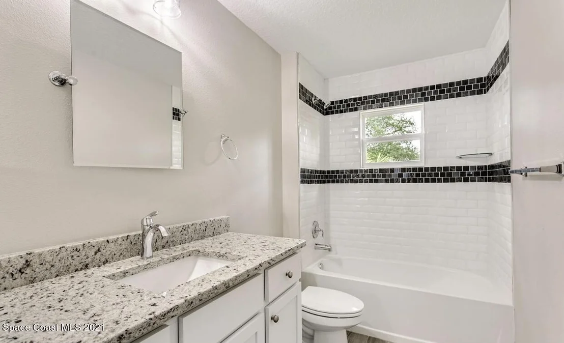 Photo of 1738 Hydrangea Road