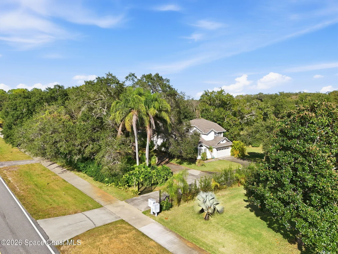 Photo of 1225 War Eagle Boulevard