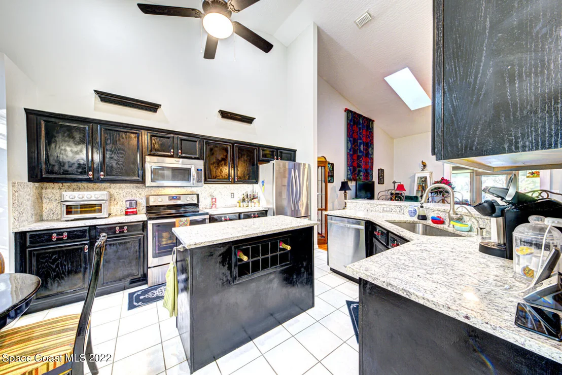 Photo of 966 Osprey Drive
