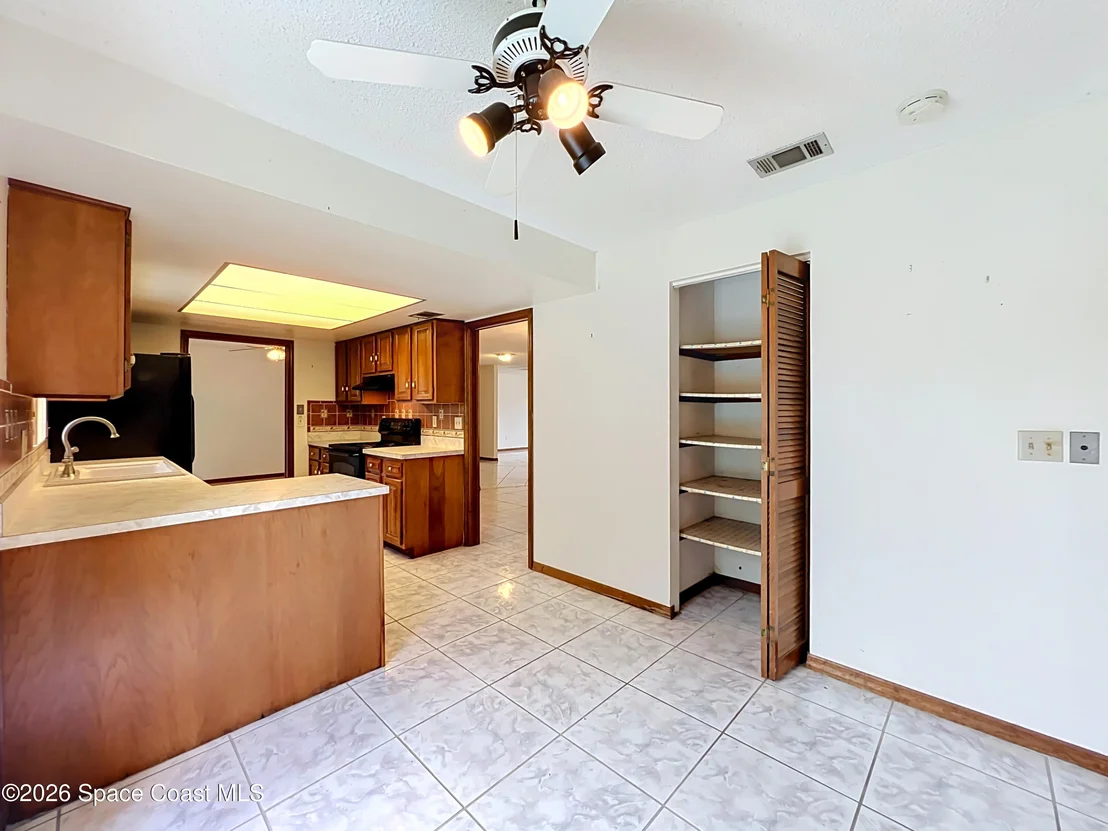 Photo of 2983 W Ontario Circle W