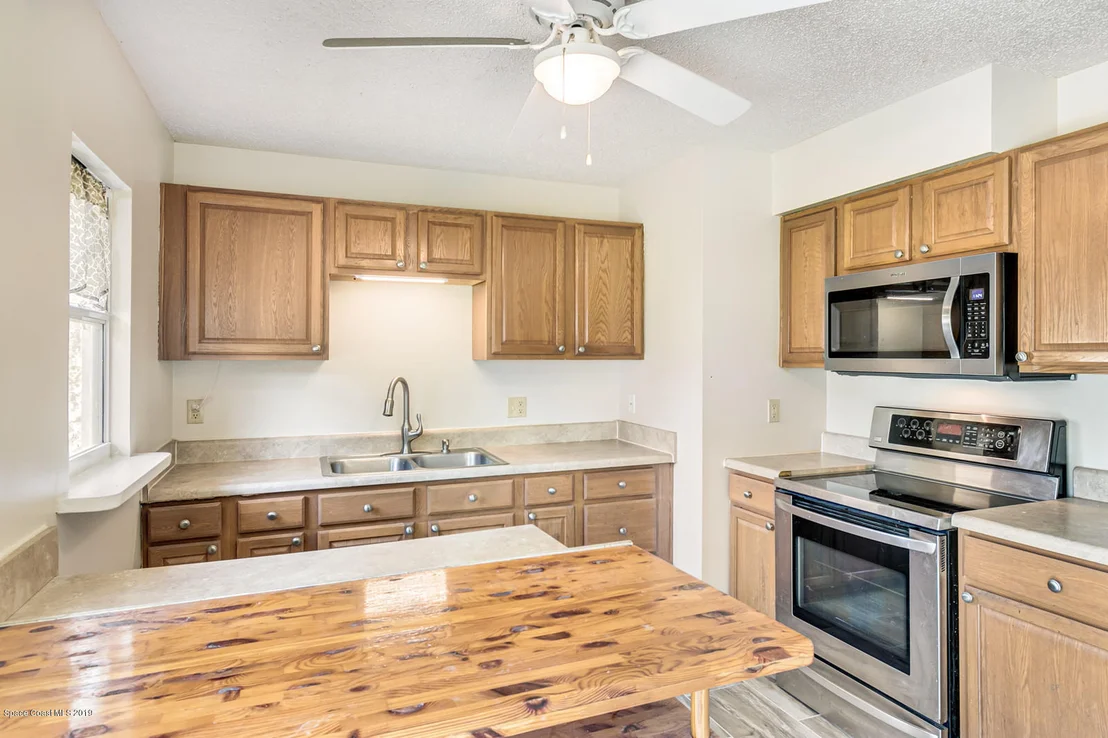 Photo of 5964 Rena Avenue E