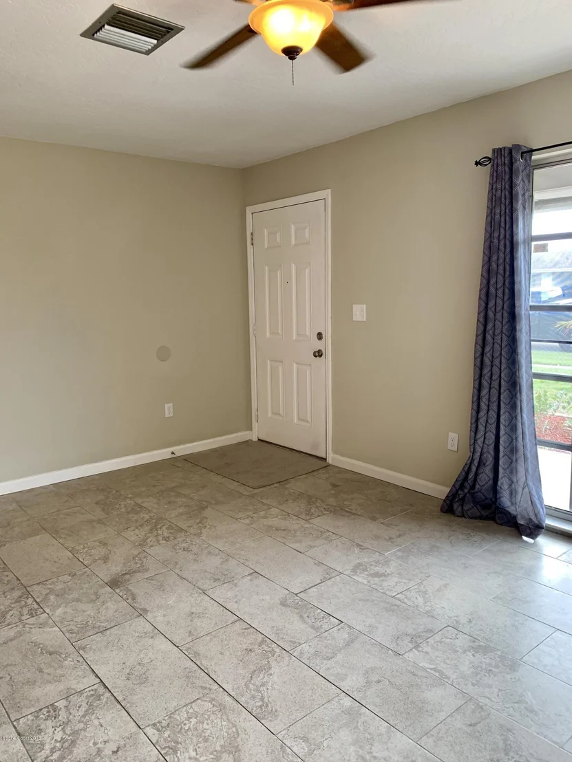 Photo of 2959 Gemini Avenue NE