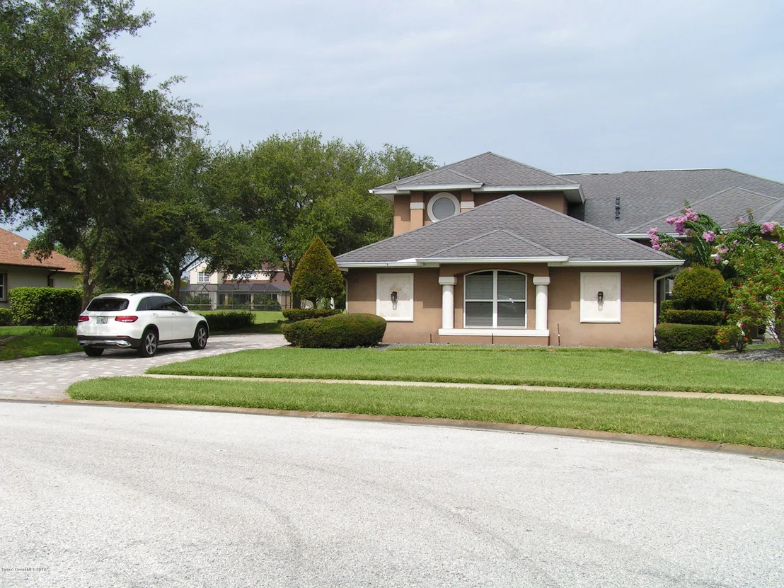 Photo of 1071 Stratford Place