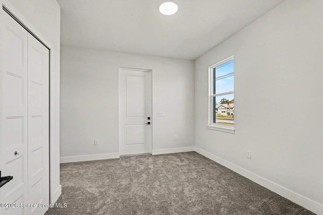 Photo of 1121 Pluto Street SE
