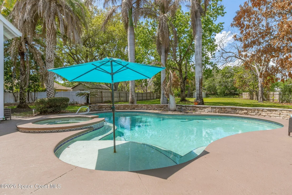 Photo of 409 Rockledge Drive
