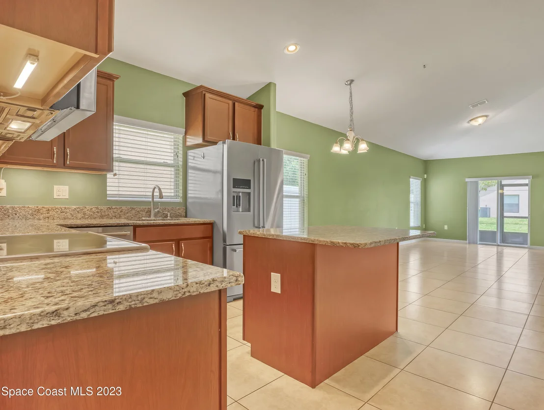 Photo of 1645 Litchfield Drive