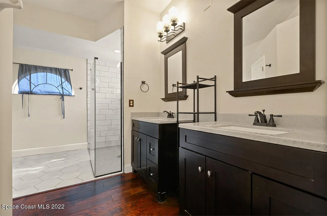 Photo of 1036 Pelican Lane