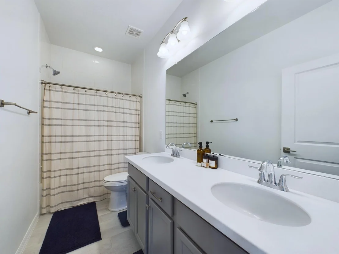 Photo of 8020 Lucent Court