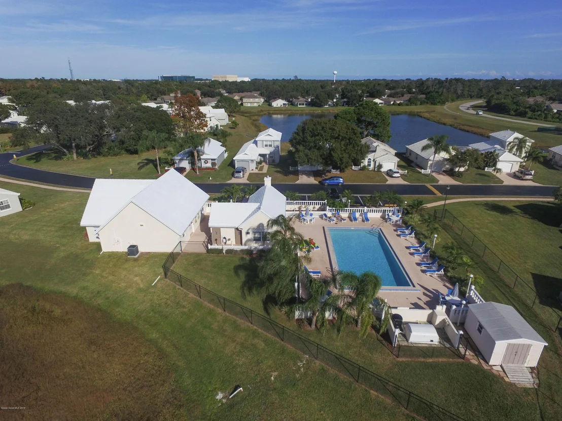 Photo of Unit 59 at 1241 Goldenrod Circle NE