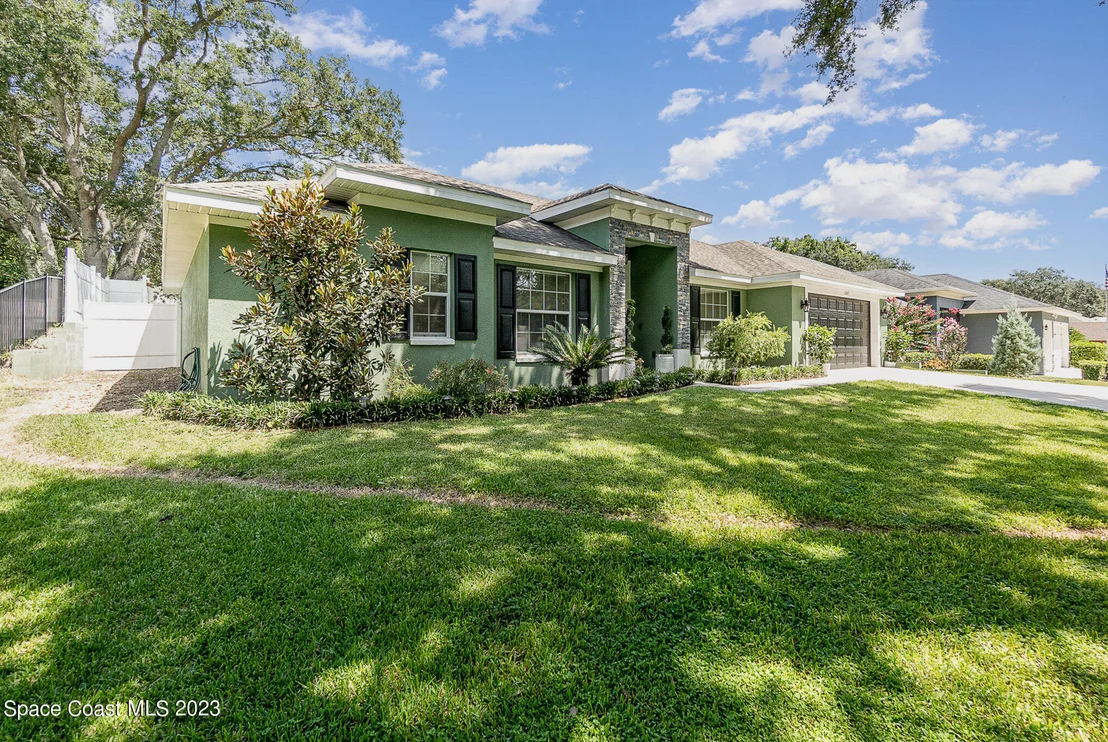 Photo of 11047 Oakshore Lane