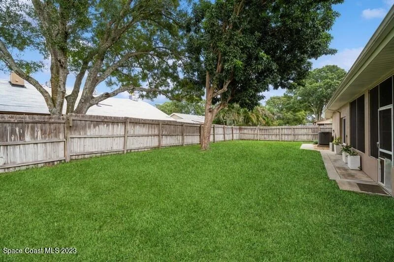 Photo of 948 Whisperoak Drive