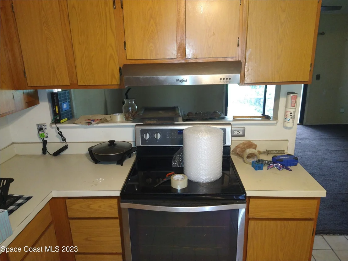 Photo of 4985 Mayflower Street