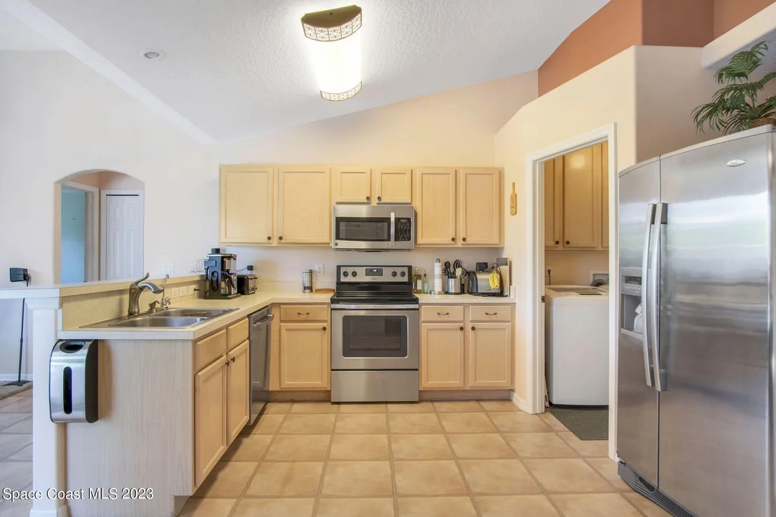 Photo of 1443 Hill Avenue
