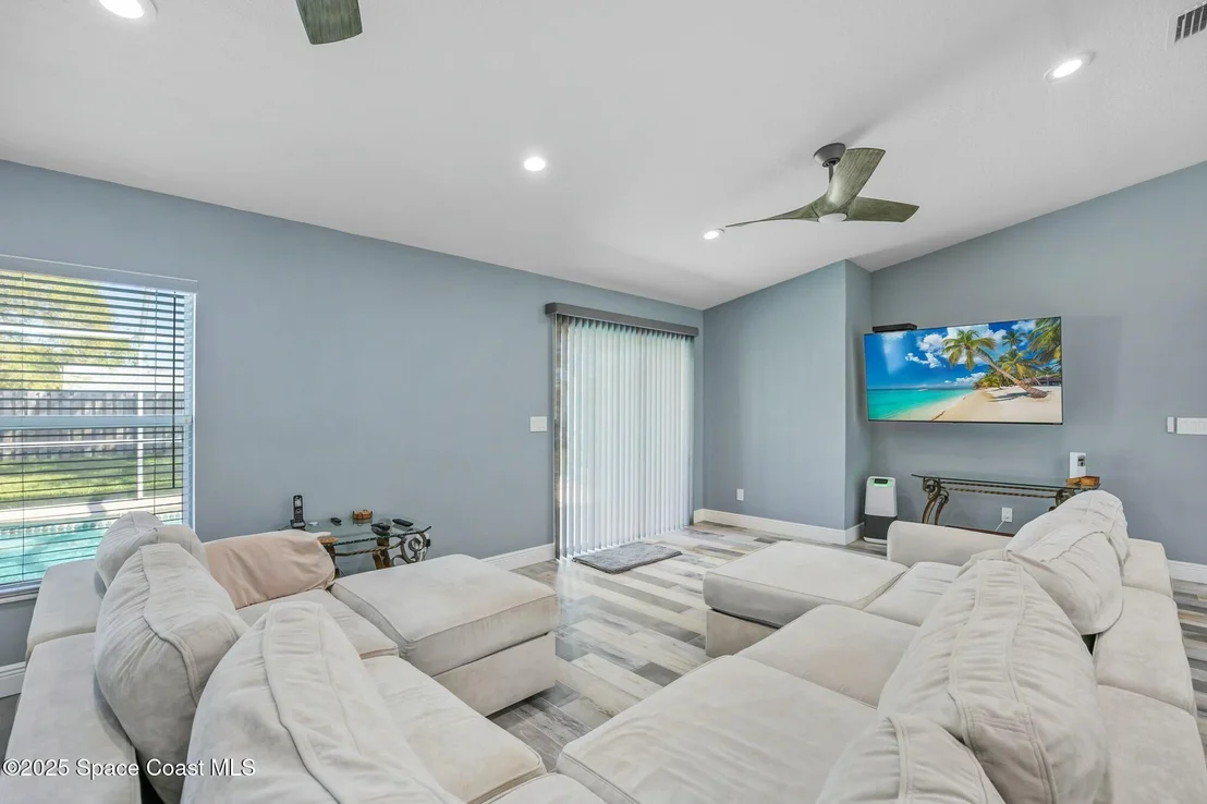 Photo of 2030 Belmont Way