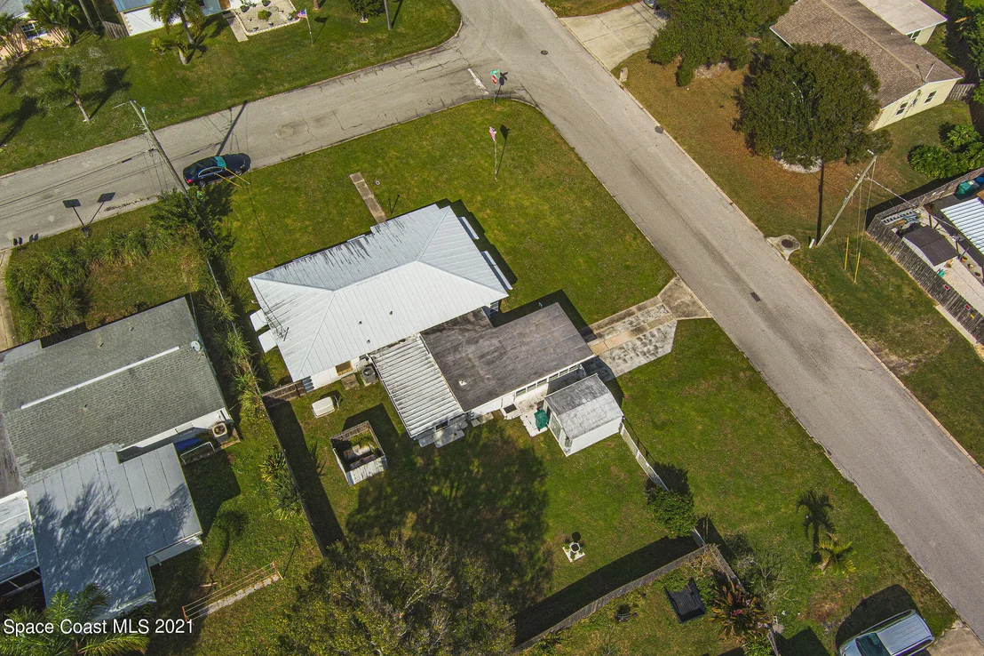 Photo of 319 Holly Lane