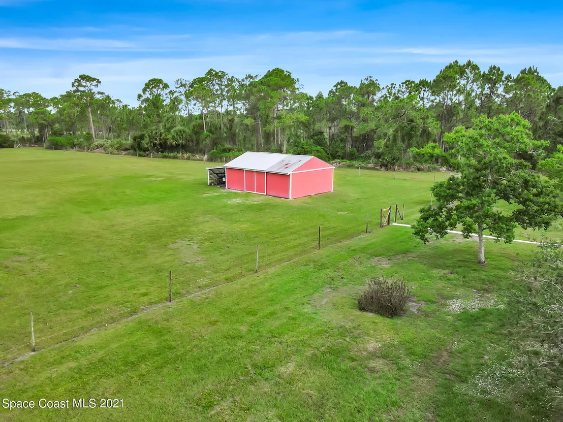 Photo of 1190 Grant Road