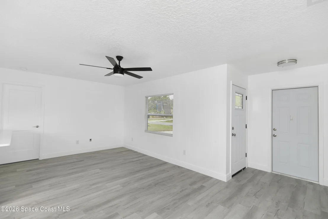 Photo of 710 Airoso Road SE