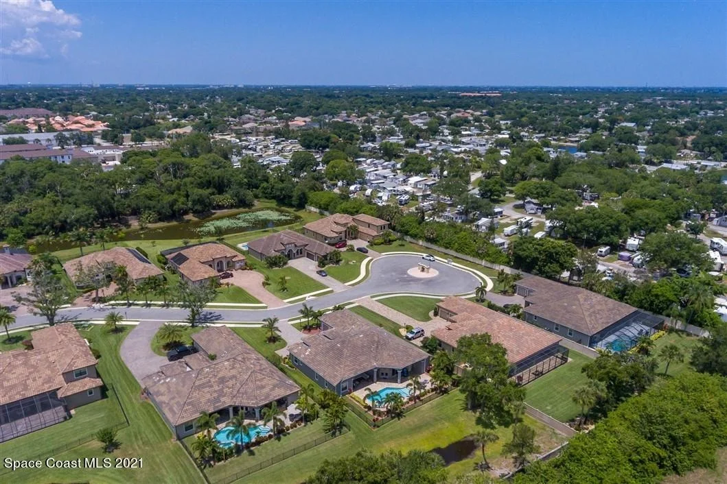 Photo of 823 Lorenza Place