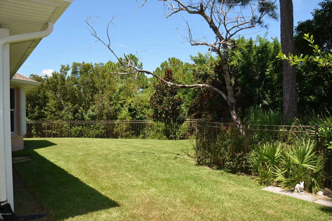 Photo of 4740 Canard Road