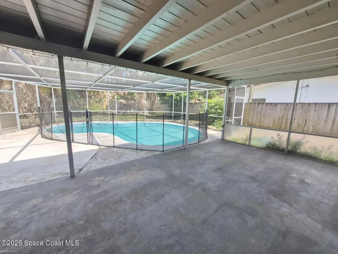 Photo of 3516 E Roundtree Drive