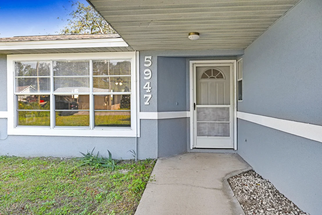 Photo of 5947 Cardiff Avenue