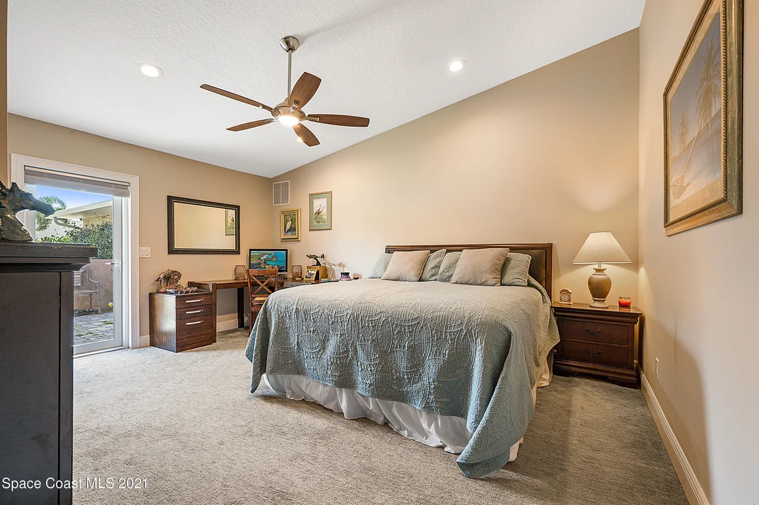 Photo of 530 Whispering Pines Circle