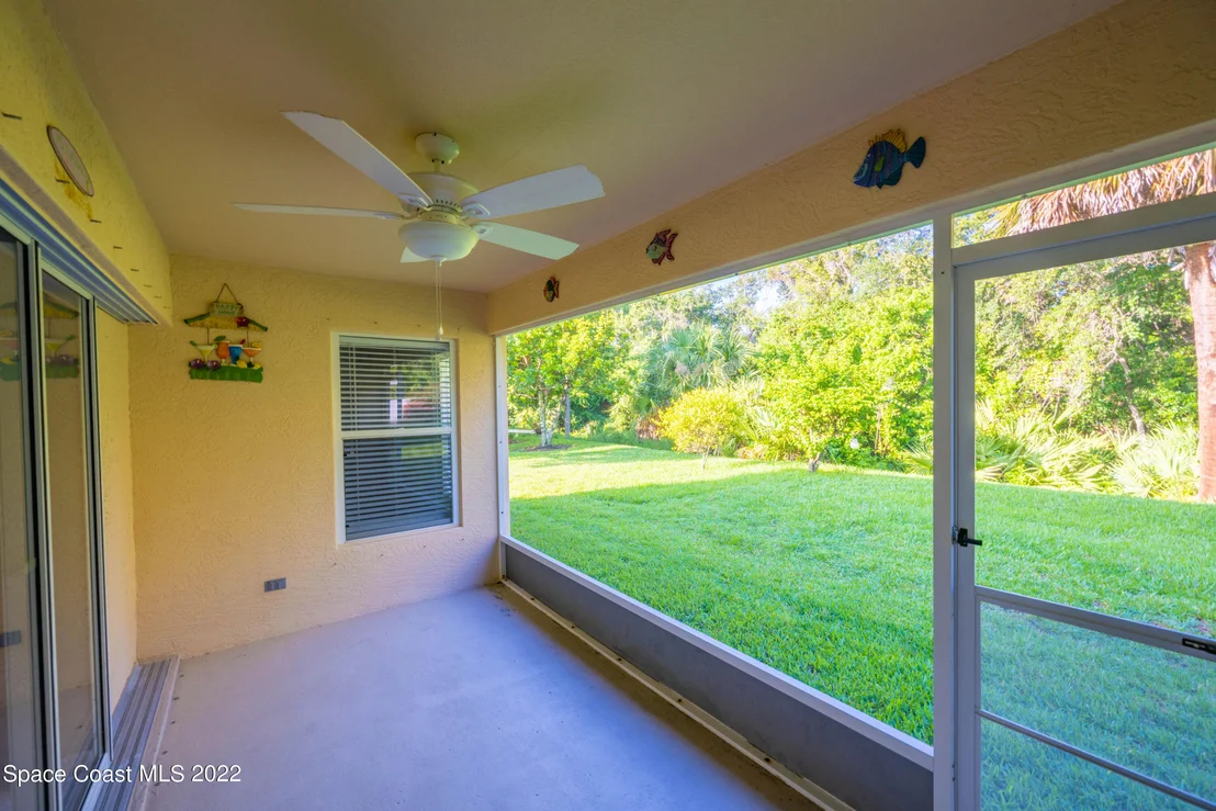 Photo of 904 Tavernier Circle NE