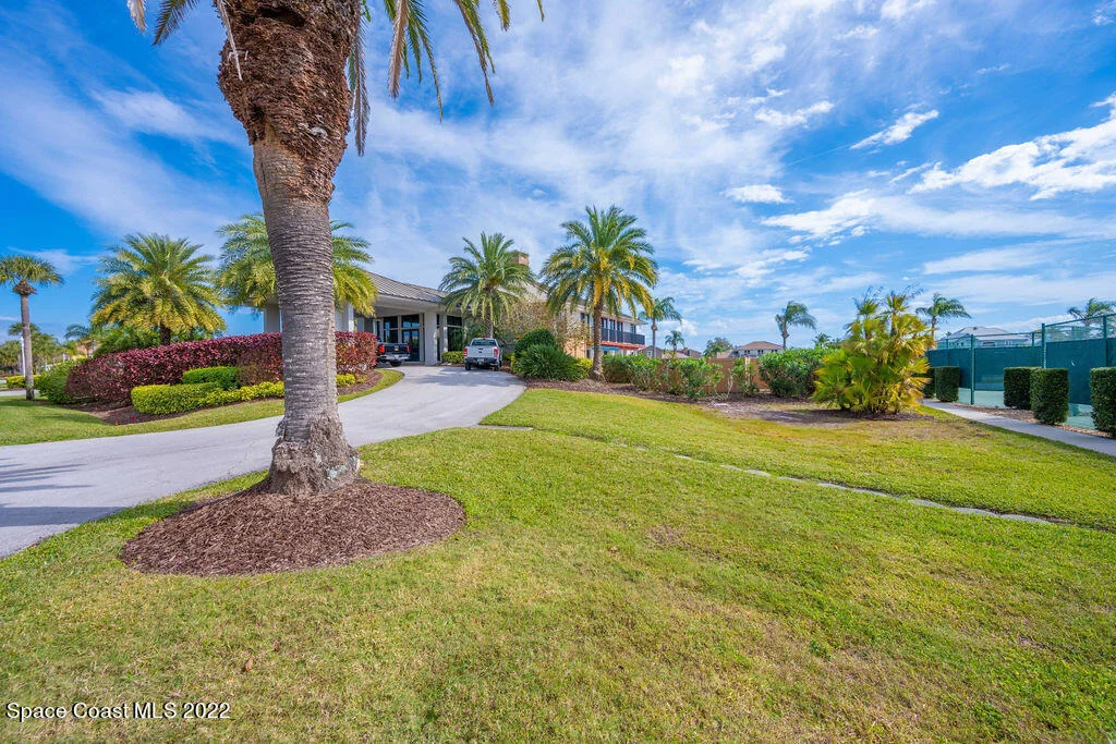 Photo of 460 Lanternback Island Drive