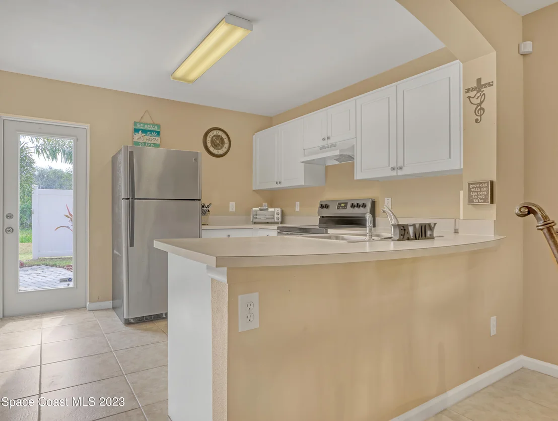 Photo of Unit 103 at 990 Luminary Circle