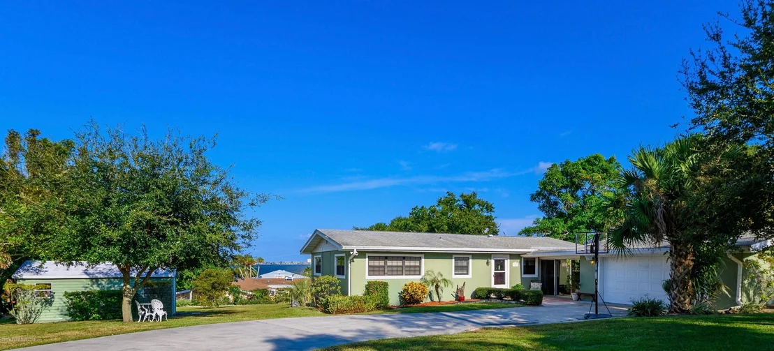 Photo of 1411 Ridge Road NE
