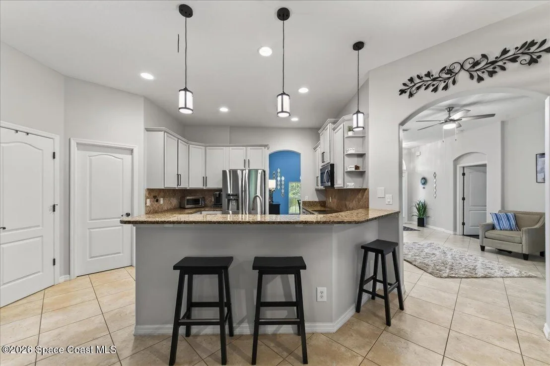 Photo of 1848 Windbrook Drive SE
