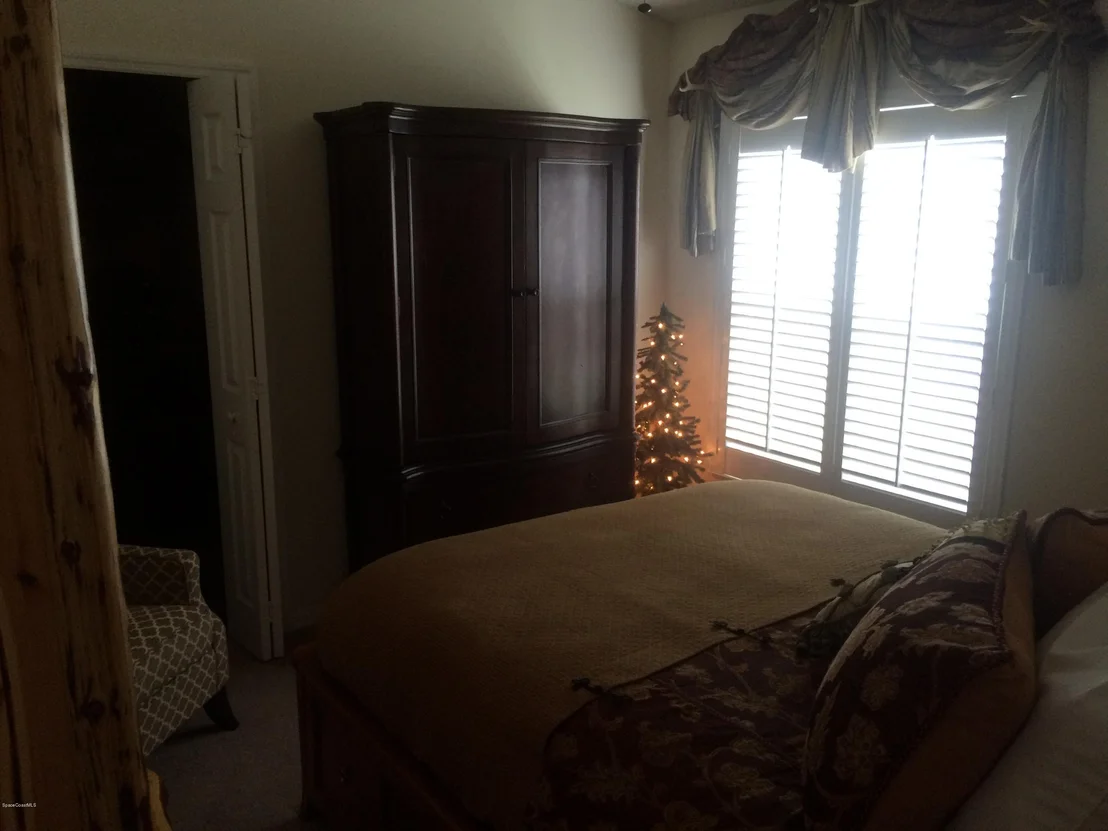 Photo of 8016 Bracken Lane