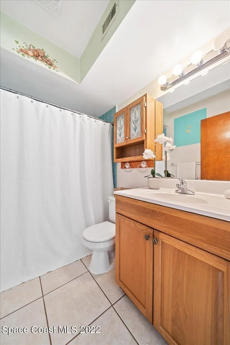 Photo of 752 Bianca Drive NE