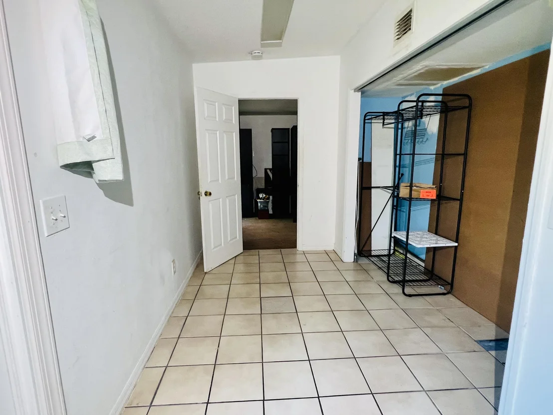 Photo of 303 Georgetown Avenue