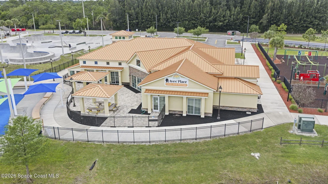 Photo of 425 La Veta Drive