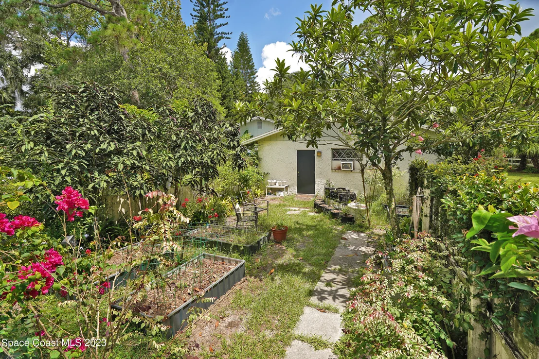 Photo of 2525 Friday Road