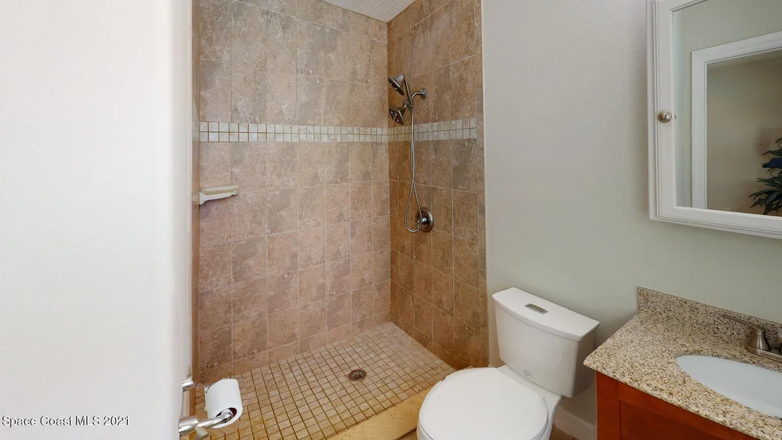 Photo of 302 Amherst Avenue