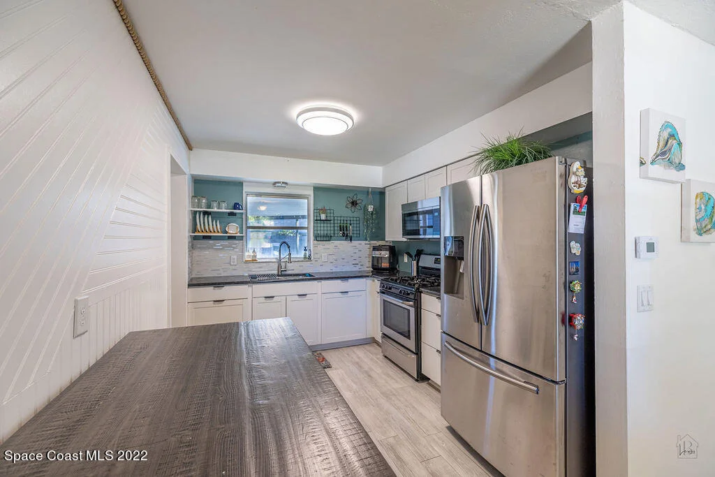 Photo of 1369 Estridge Drive