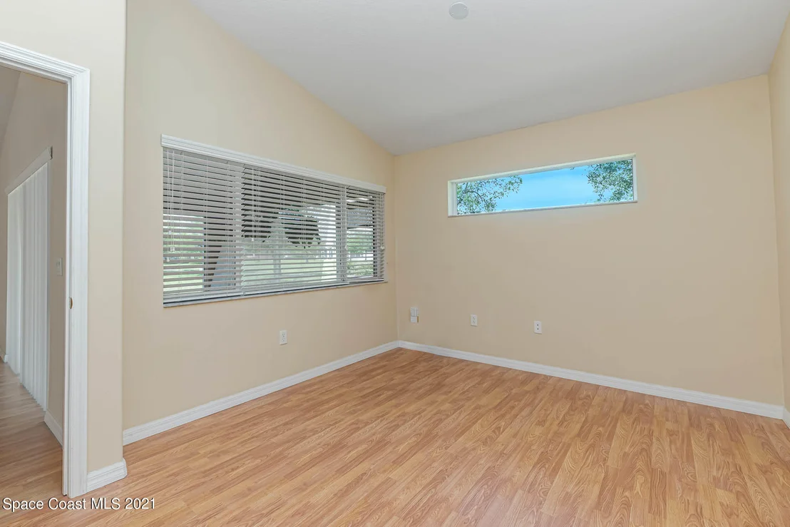 Photo of 6914 Renshaw Drive