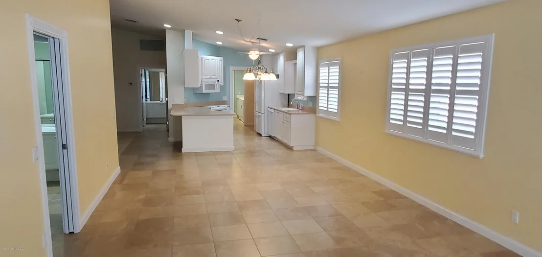 Photo of 3434 Hyperion Way SE